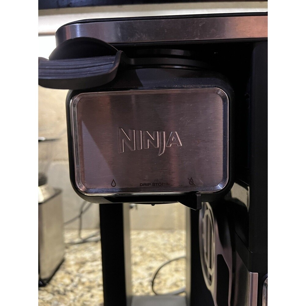 Ninja CF110 Single Serve POD Free Coffee Bar Hot And Iced Coffee Auto IQ Frother